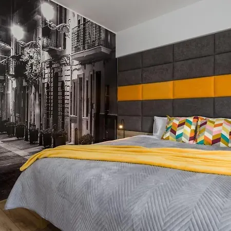 Apartament Zygmunta Starego 2-bedroom *