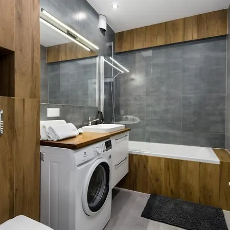 Apartament Zygmunta Starego 2-bedroom *