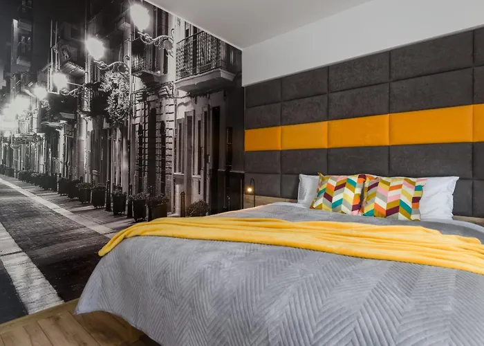 شقة Zygmunta Starego 2-bedroom *